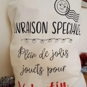 Sac de Noël Plein de jolis jouets